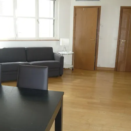 Отель Apts Bridgestreet Champs Elysees Париж
