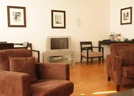 Apts Bridgestreet Champs Elysees 4* Paris