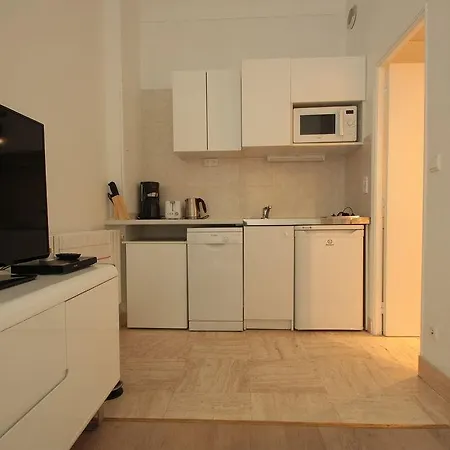 Apts Bridgestreet Champs Elysees Hotel Paris