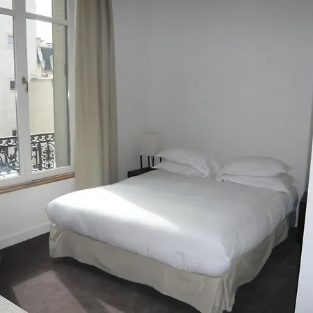 Hotel Apts Bridgestreet Champs Elysees 4*