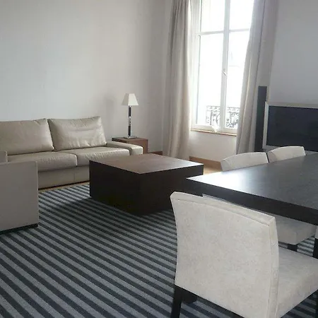 Apts Bridgestreet Champs Elysees Hotel