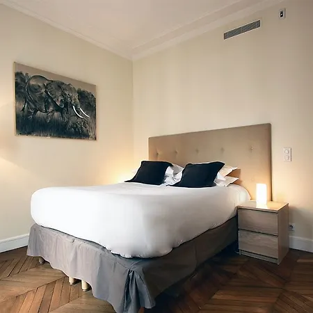 Apts Bridgestreet Champs Elysees 4* Paris